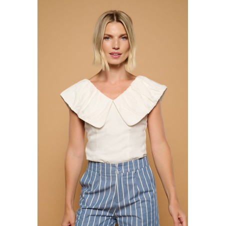 WHITE VIROT TOP BY MINUETO