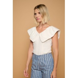WHITE VIROT TOP BY MINUETO